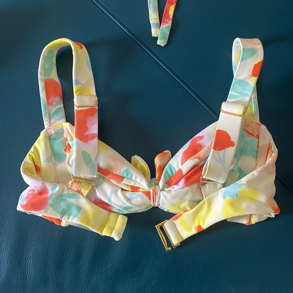 Montce Swim Bundle in Helena Floral - Picture 6 of 7